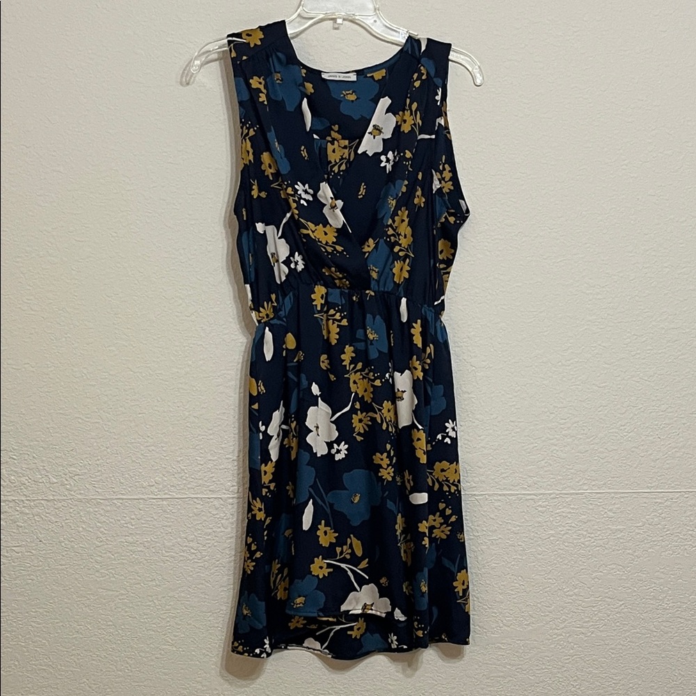 Navy Floral Sleeveless Mini Dress